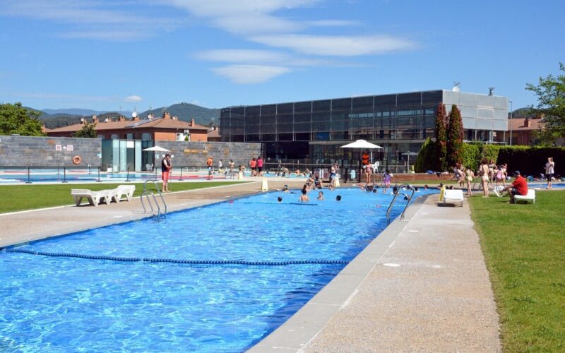 Piscina Olot3